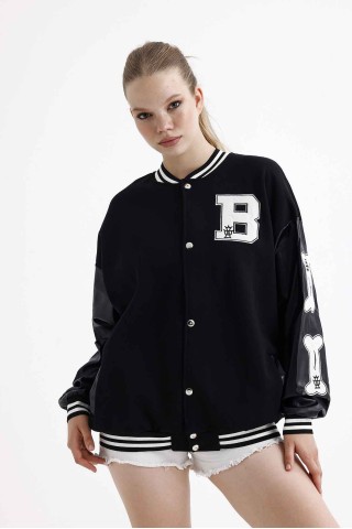 Bone B Nakış Baskılı Kolej Ceket Bone B Nakış Baskılı Kolej Ceket