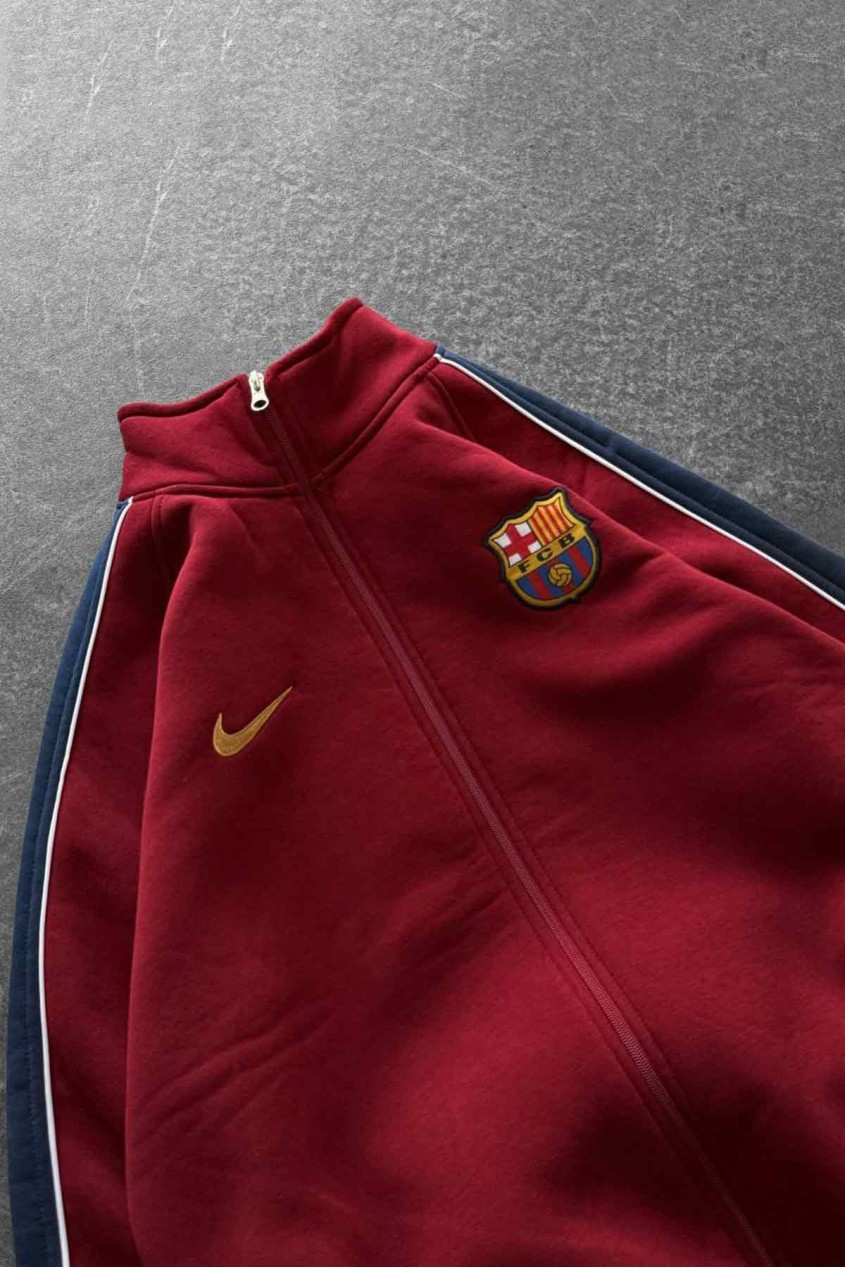 Unisex Oversize Şardonlu Baskılı Bordo Hırka Unisex Oversize Şardonlu Baskılı Bordo Hırka