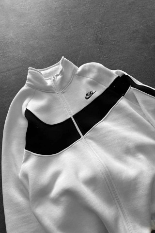 Unisex Oversize Şardonlu Baskılı Beyaz Hırka Unisex Oversize Şardonlu Baskılı Beyaz Hırka