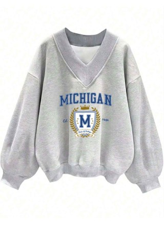 Oversize V Yaka Michigan Baskı Desenli Sweatshirt Oversize V Yaka Michigan Baskı Desenli Sweatshirt