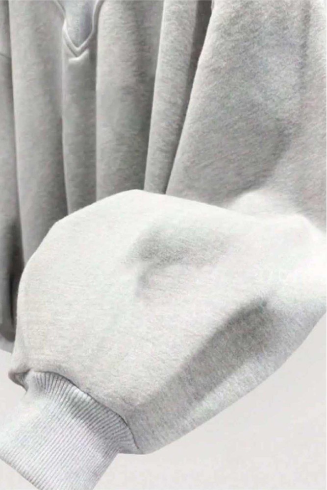 Oversize Gri V Yaka Düz Sweatshirt Oversize Gri V Yaka Düz Sweatshirt