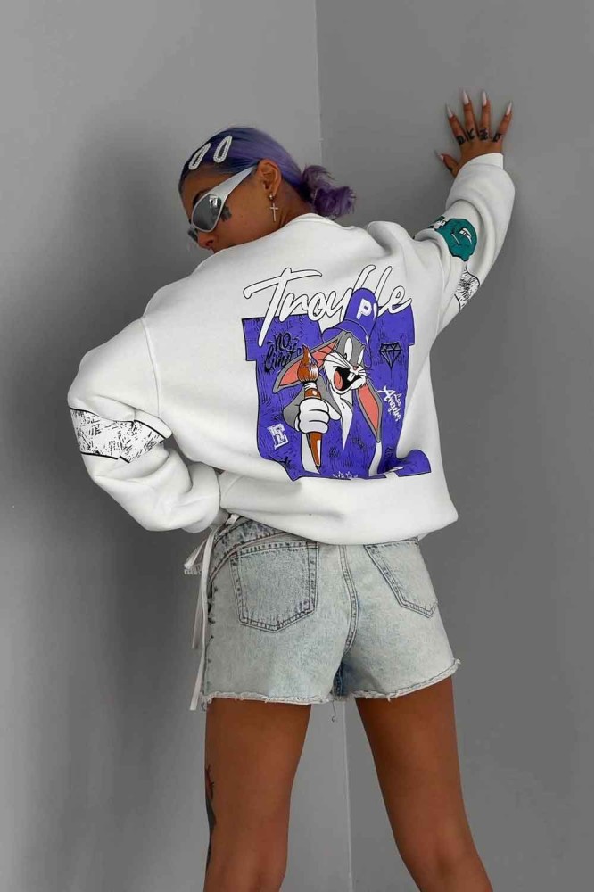 Beyaz Bugs Bunny Trouble Maker Baskılı Oversize Unisex Sweatshirt