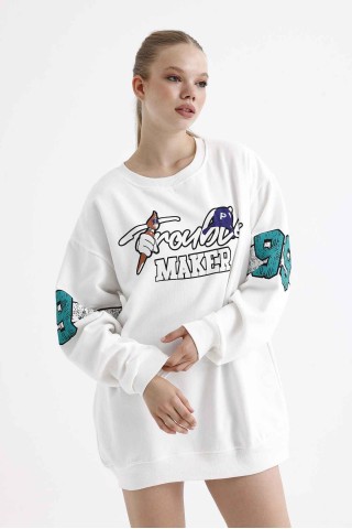 Beyaz Bugs Bunny Trouble Maker Baskılı Oversize Unisex Bisikletyaka Sweatshirt Beyaz Bugs Bunny Trouble Maker Baskılı Oversize Unisex Bisikletyaka Sweatshirt