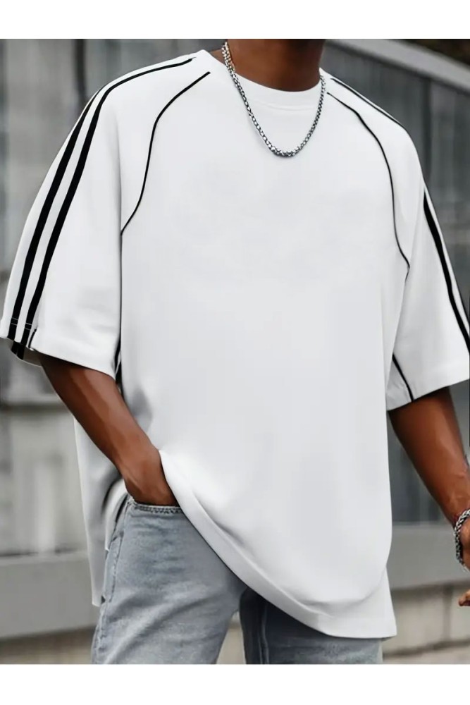 Beyaz Oversize Omuz Şeritli Arabiyeli Bisiklet Yaka Penye T-Shirt