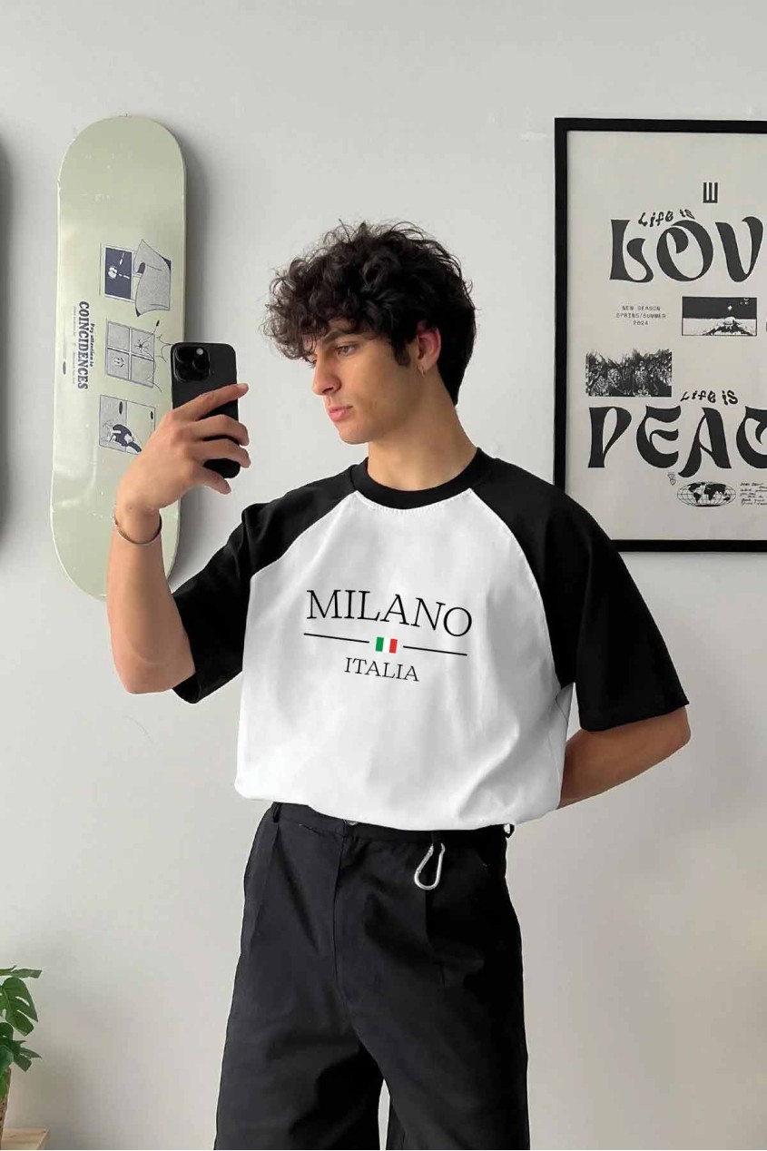 Oversize Reglan Kol Siyah Beyaz Milano Baskılı Bisiklet Yaka Penye T-Shirt Oversize Reglan Kol Siyah Beyaz Milano Baskılı Bisiklet Yaka Penye T-Shirt