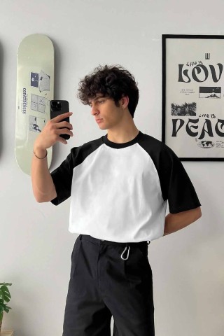 Oversize Reglan Kol Siyah Beyaz Bisiklet Yaka Penye T-Shirt Oversize Reglan Kol Siyah Beyaz Bisiklet Yaka Penye T-Shirt