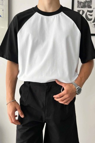 Oversize Reglan Kol Siyah Beyaz Bisiklet Yaka Penye T-Shirt Oversize Reglan Kol Siyah Beyaz Bisiklet Yaka Penye T-Shirt